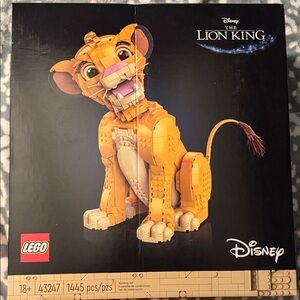 LEGO Disney The Lion King Simba Set - Orange and Tan
